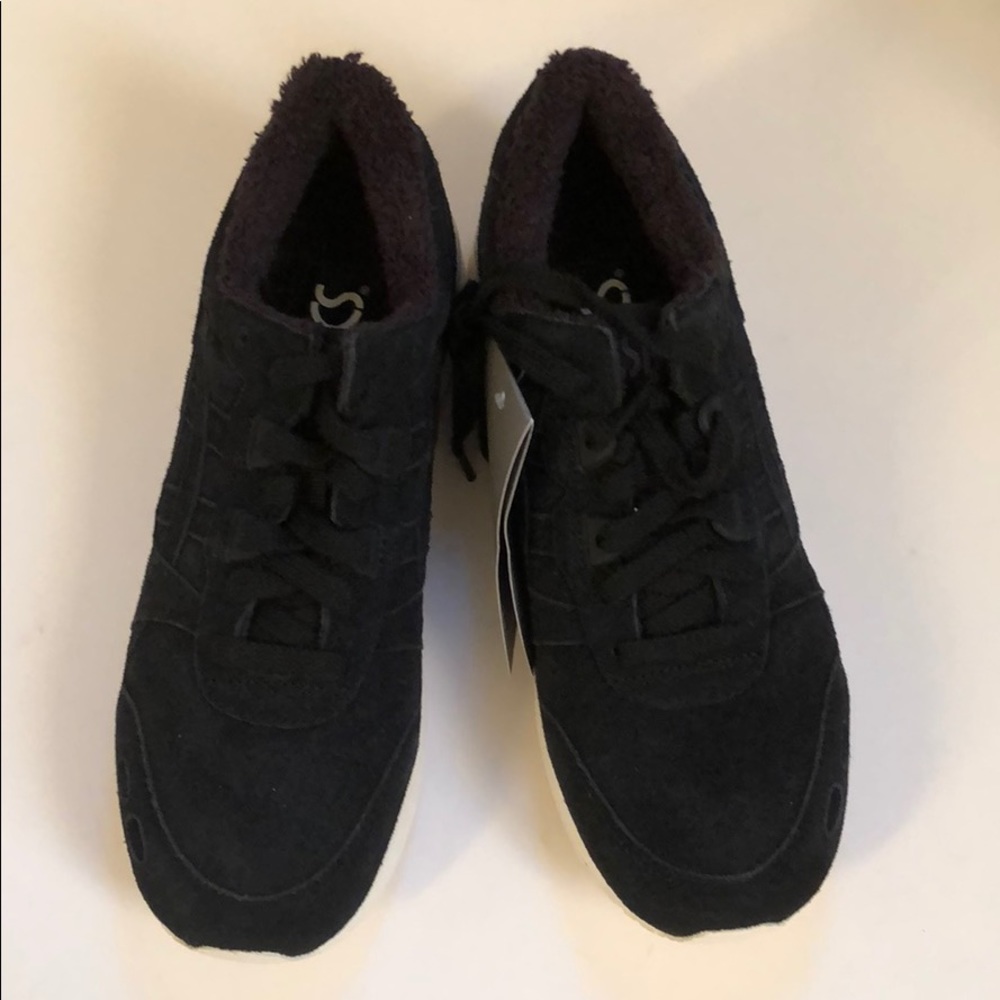 ASICS Tiger unisex black suede sneakers - Picture 2 of 8